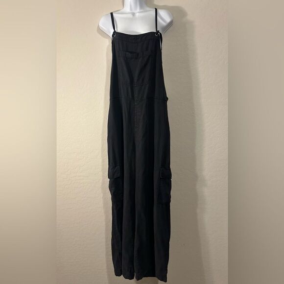 RISEN wide leg cargo overalls in‎ black Size Large - Picture 2 of 11